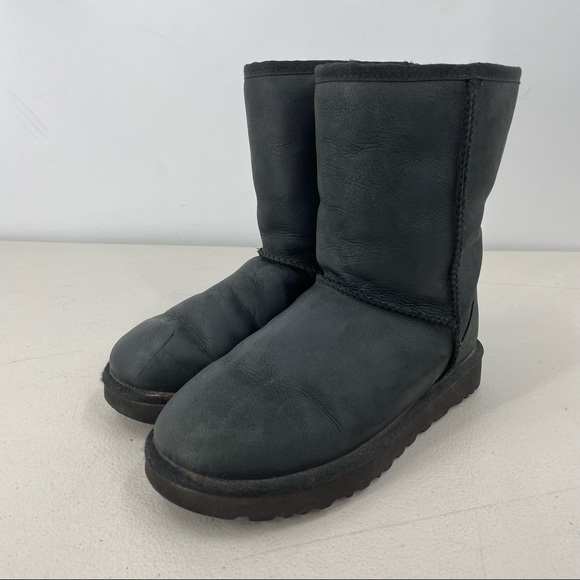 UGG Shoes - Ugg Classic Black Leather Boots size 7